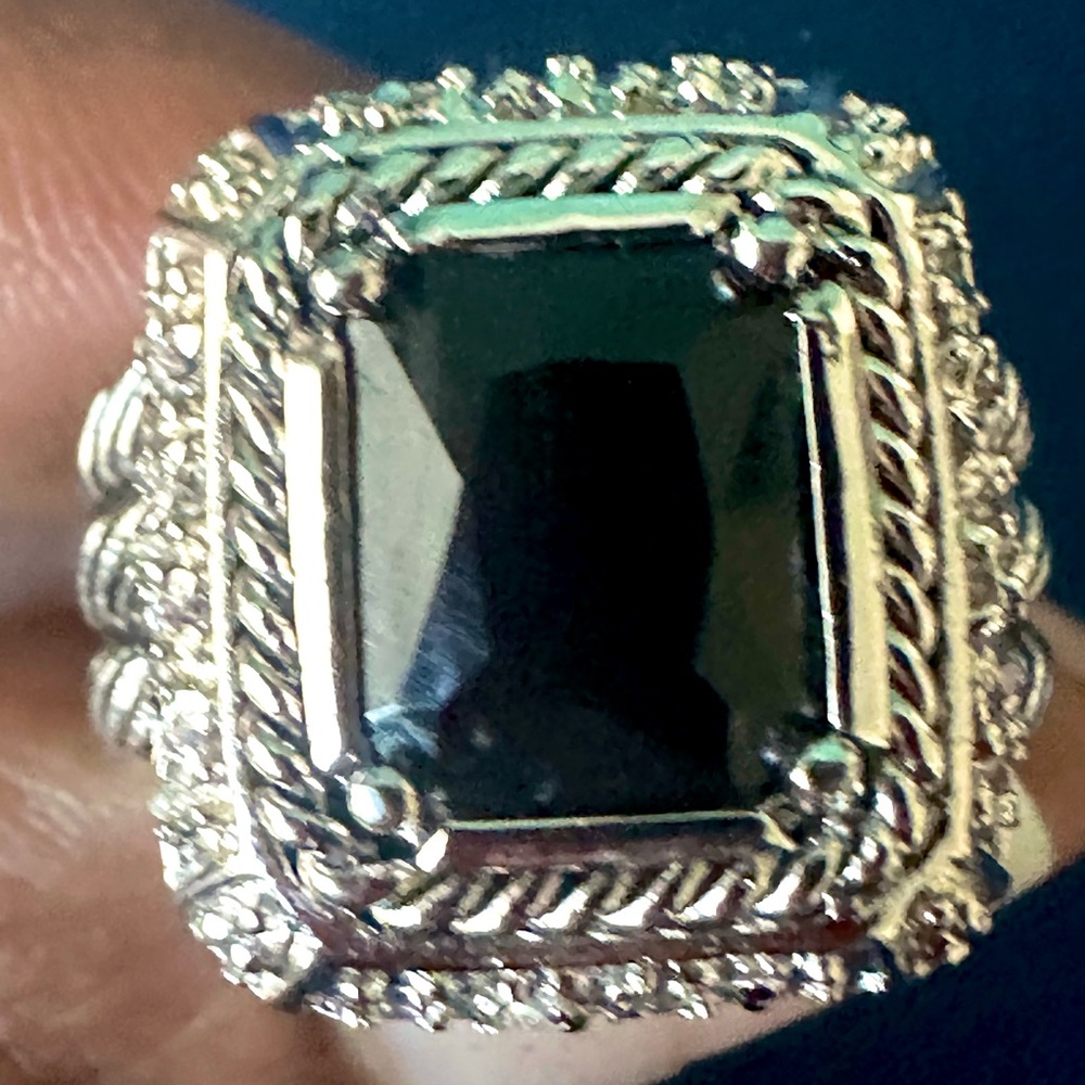 Black Stone and Silver Tone Women’s Rings.